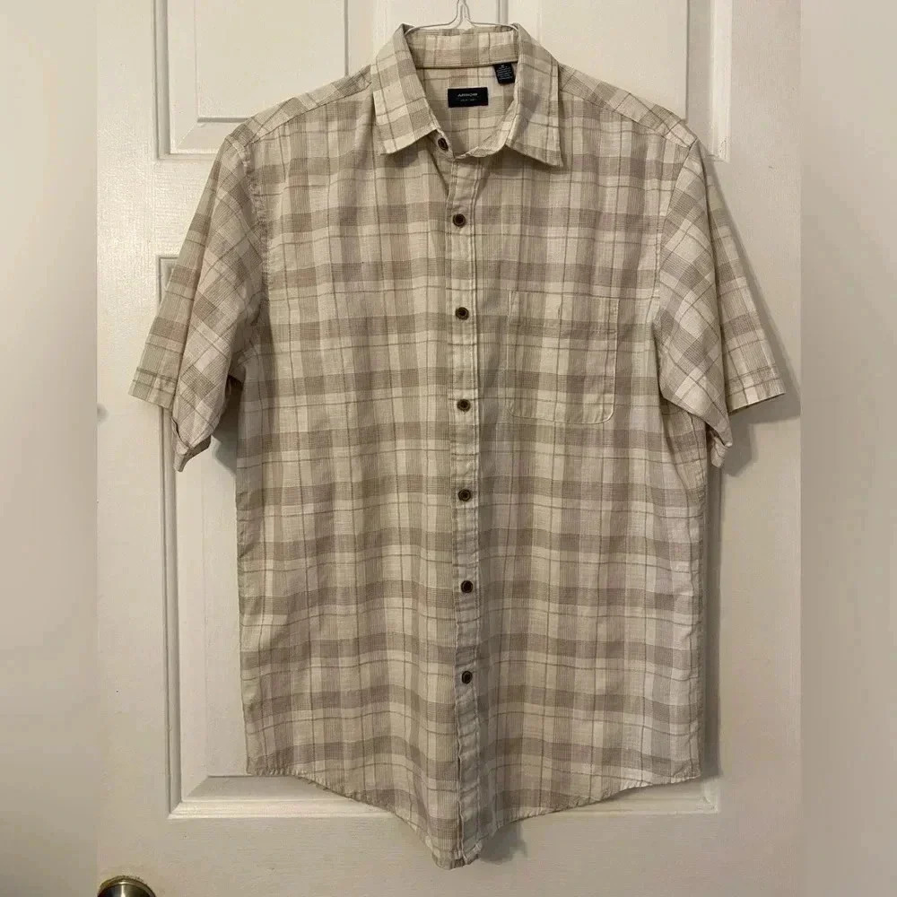 Arrow‎ Men’s Cotton Blend Short Sleeve Tan White Plaid Button Down Pocket Size M